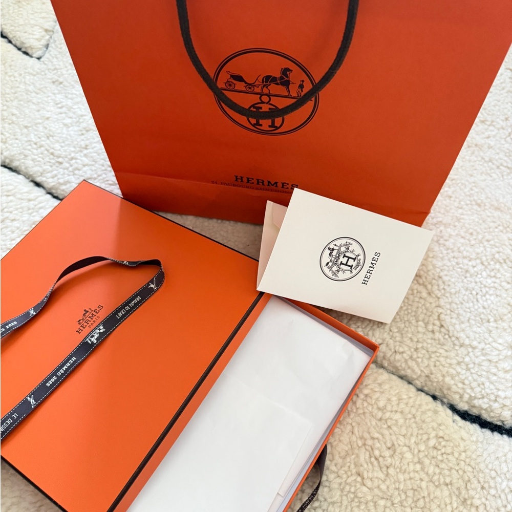 Hermès Orange box and paper bag